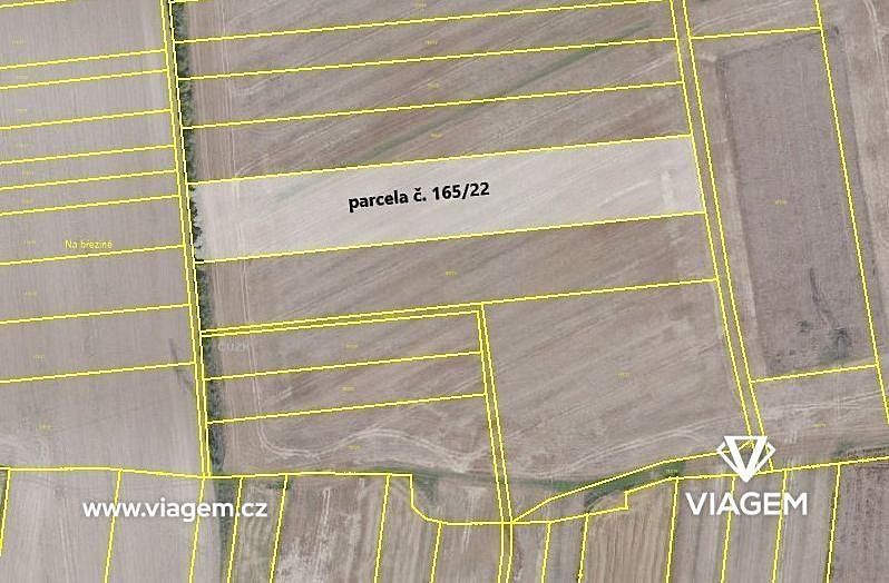 Zemědělský pozemek, 1 693 m²