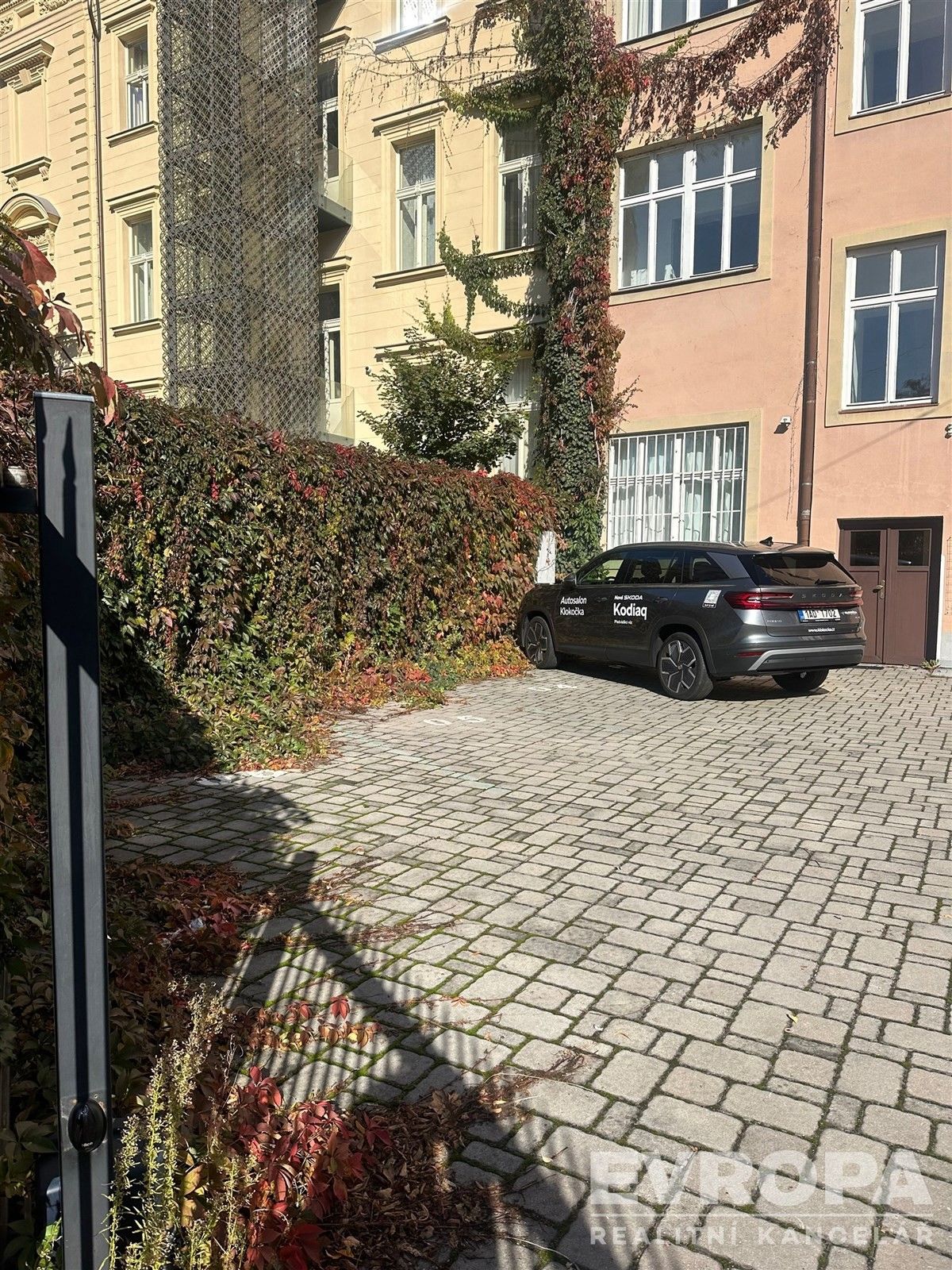 Pozemek · U Zvonařky  , Praha Vinohrady - 3