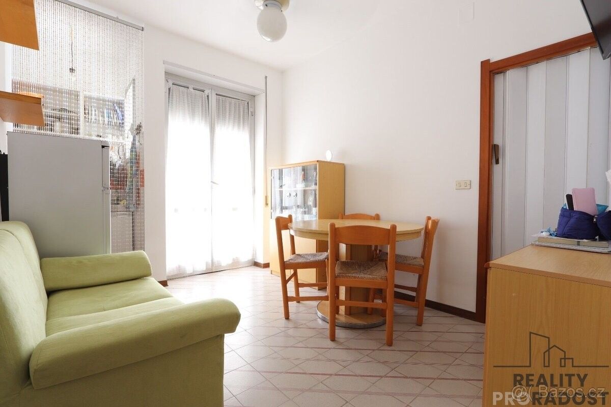 Prodej byt - 987 66, Zahraničí - 5