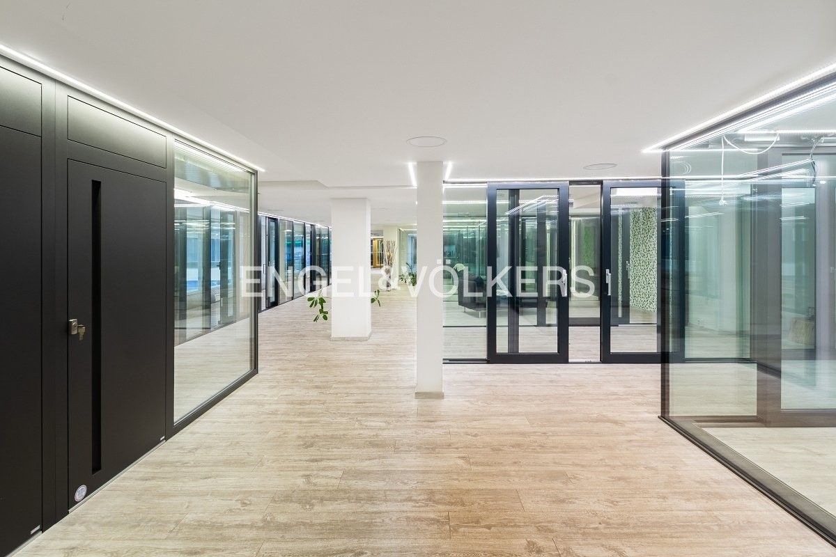 Obchodní prostory, Na křivině 1371, Praha Michle, 1 520 m² - 2