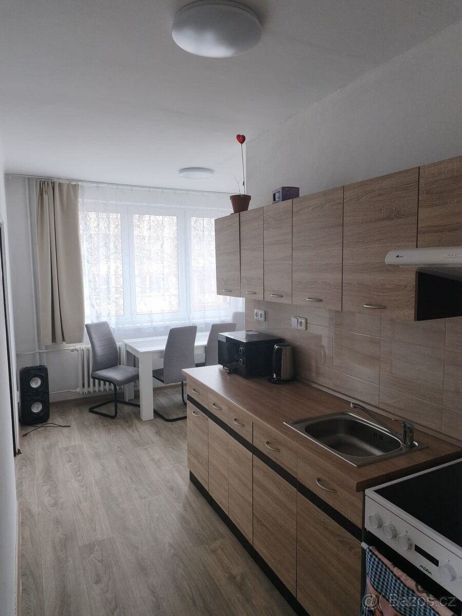 Pronájem byt - Veselí nad Lužnicí, 391 81