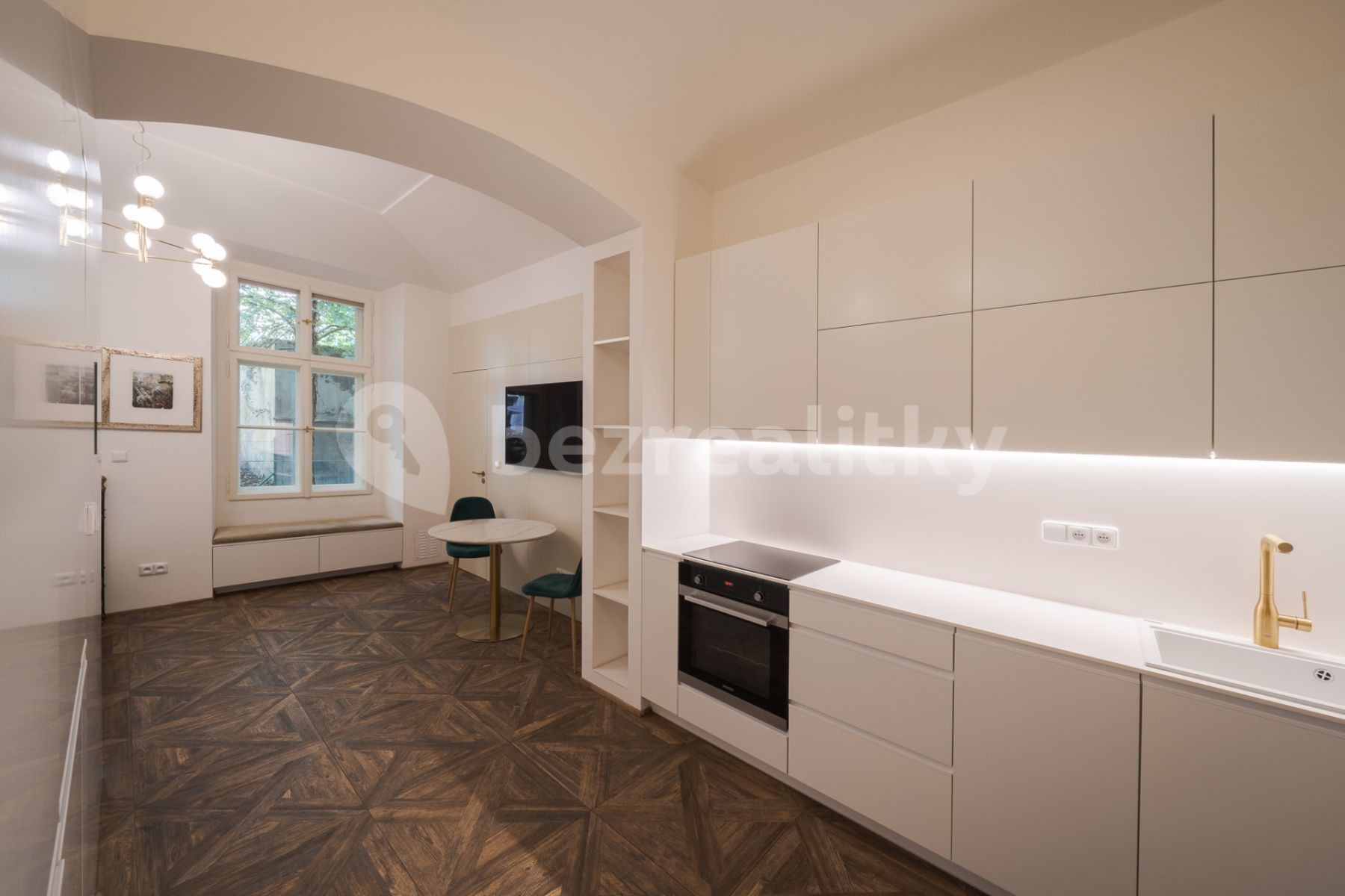 1+kk, Vítězná, Praha - Malá Strana, 29 m² - 2