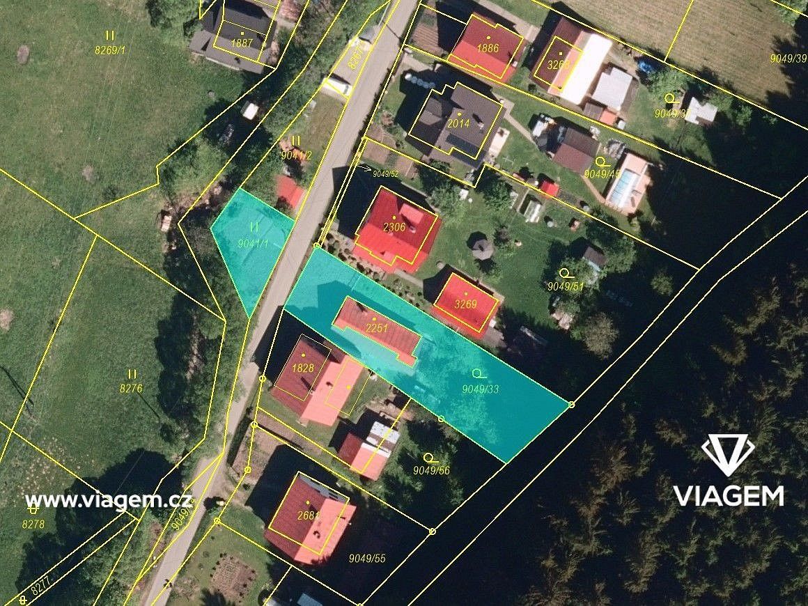Zahrada, 748 m²