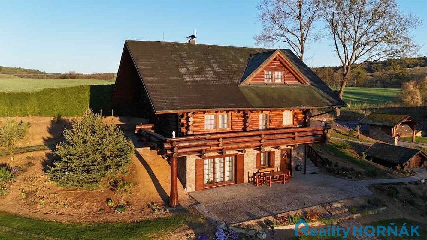 Ubytovací zařízení, Hluboká nad Vltavou - Jeznice, okres České Budějovice, Jihočeský kraj, 293 m² - 1