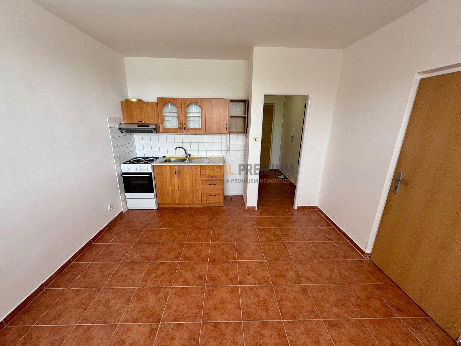 Prodej byt 1+1 - Velkomoravská, Hodonín, 31 m²