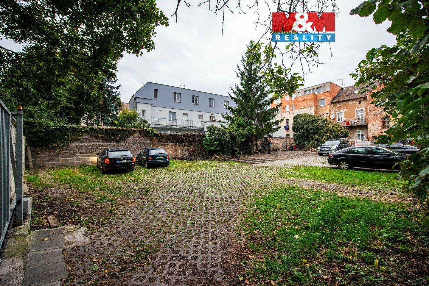 Ostatní, Hronovická, Pardubice, 400 m²