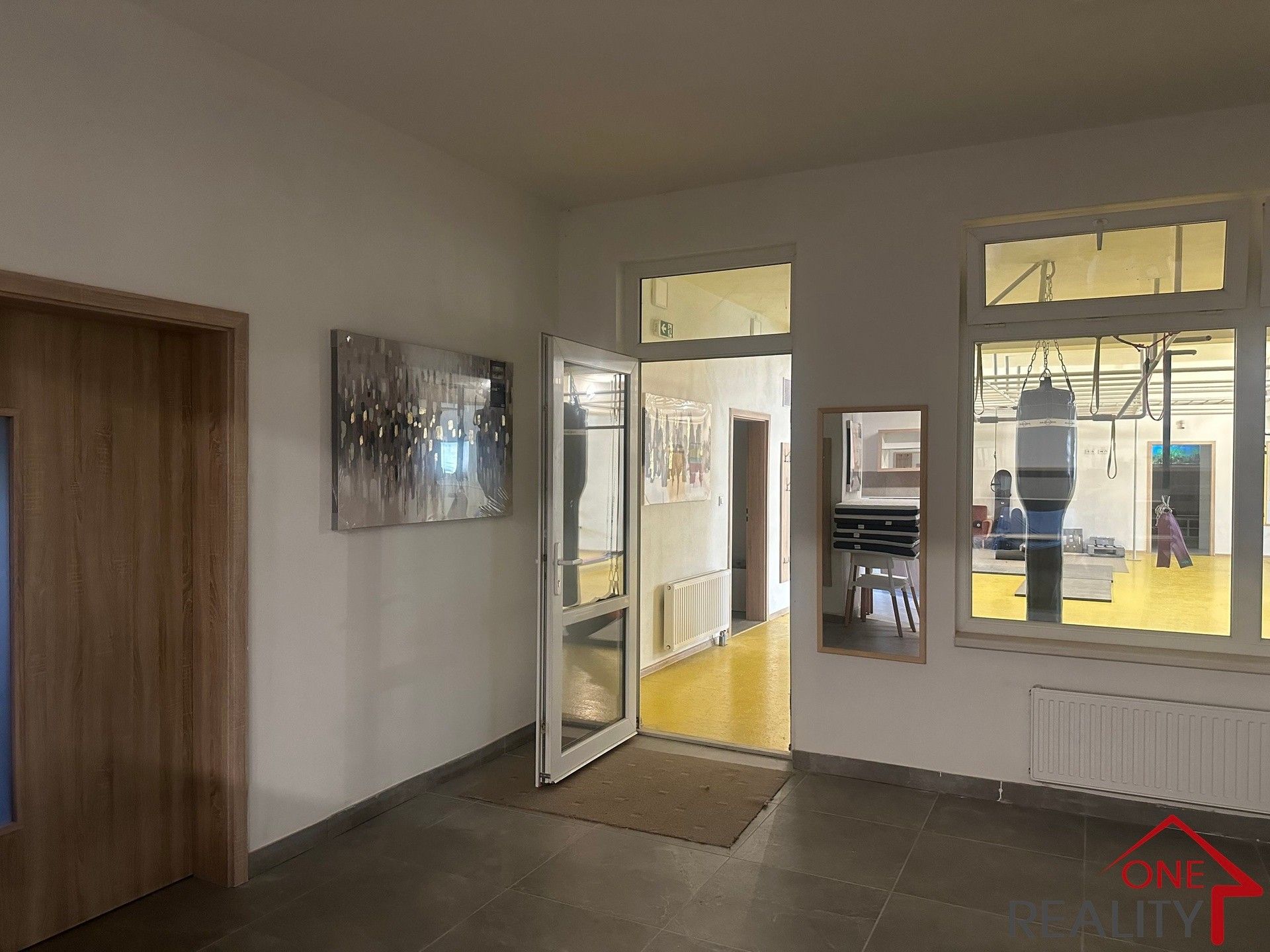 Pronájem komerční - Dr. Beneše, Napajedla, 375 m² - 5
