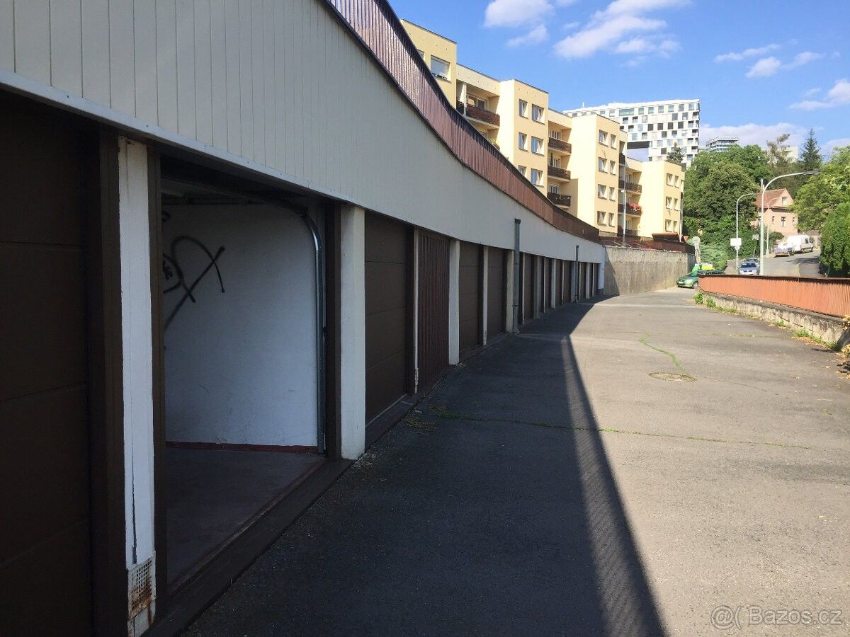 Pronájem garáž - Praha, 147 00