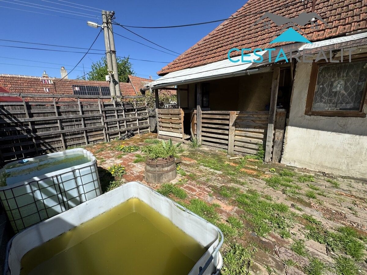 Prodej rodinný dům - Blatnice pod Svatým Antonínkem, 696 71