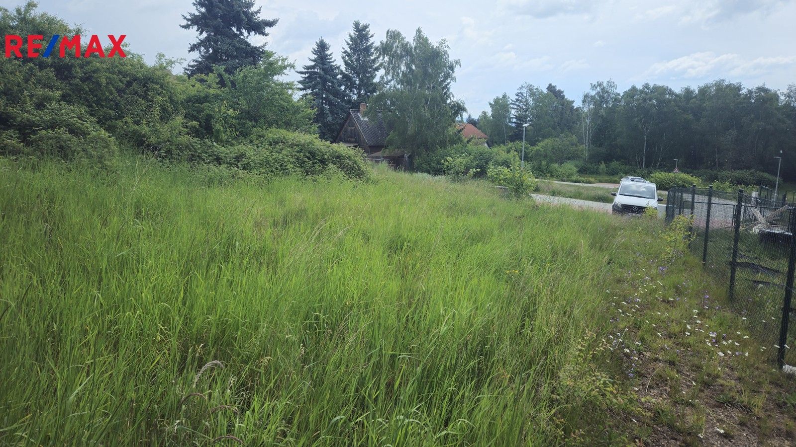 Pronájem pozemek pro bydlení - Ostružinová, Černolice, 808 m²