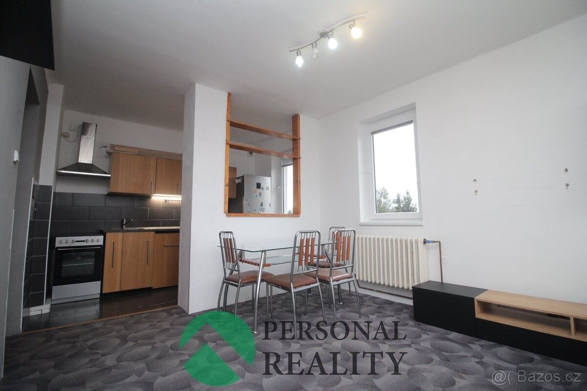 Prodej byt - Slabce, 270 41