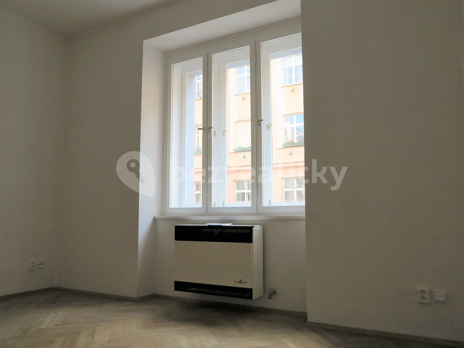 Pronájem byt 2+kk - V Háji, Praha - Holešovice, 46 m² - 5