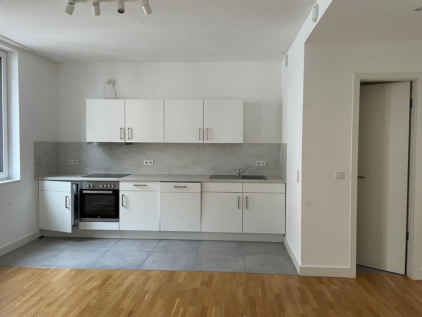 2+1, Frankfurt Innenstadt Hessen 60313, 52 m² - 2