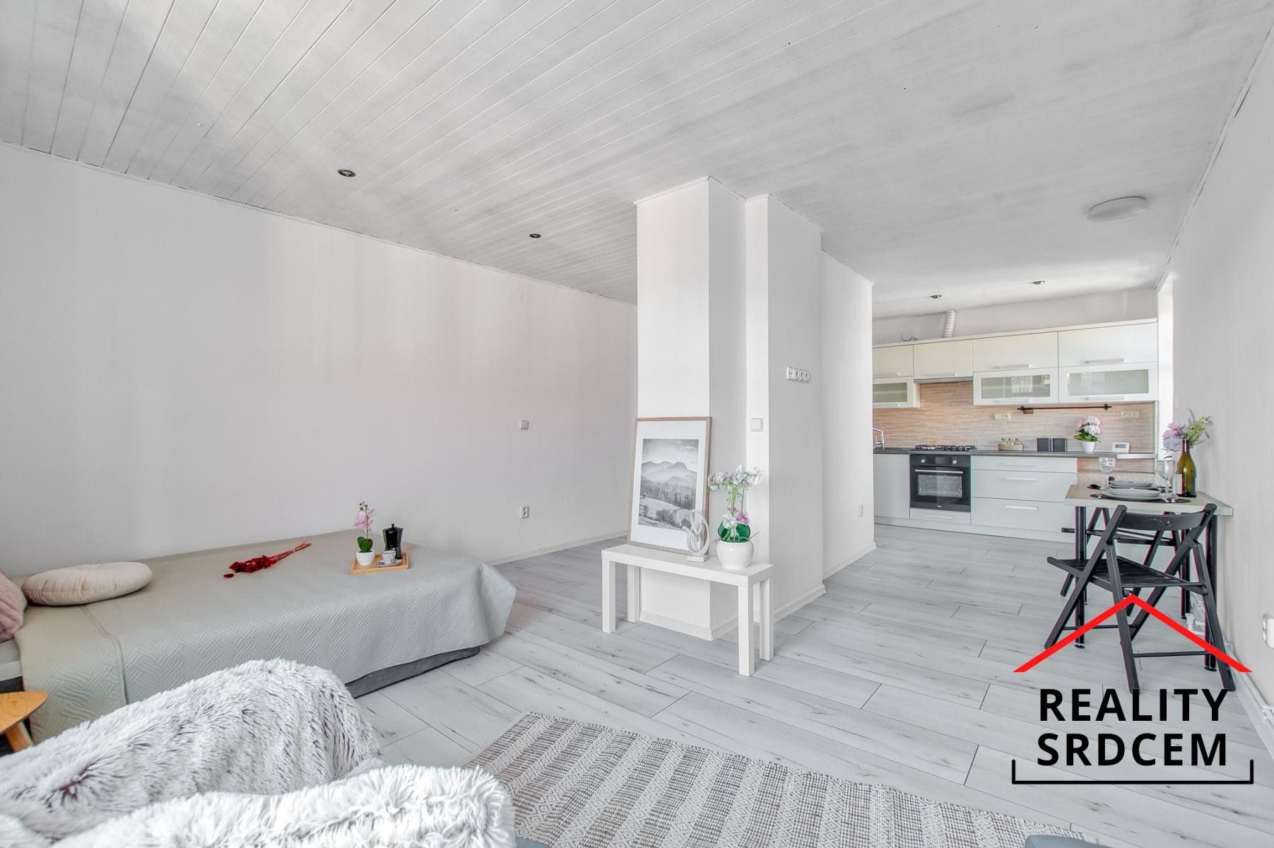 1+1, náměstí ČSA, Český Těšín, 40 m² - 2