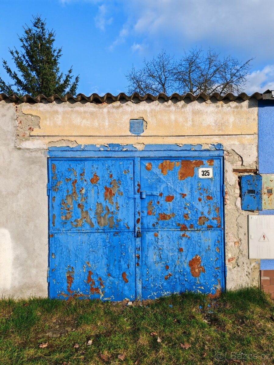 Garáže, Česká Lípa, 470 01