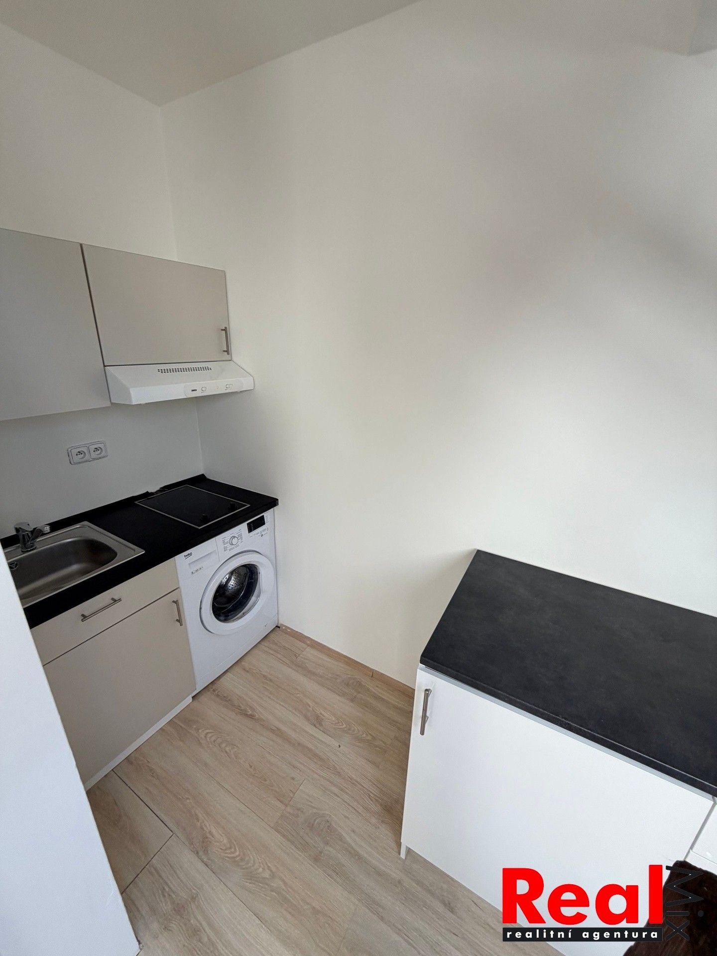 Pronájem byt 1+kk - Francouzská 14, Brno Zábrdovice, 31 m² - 5