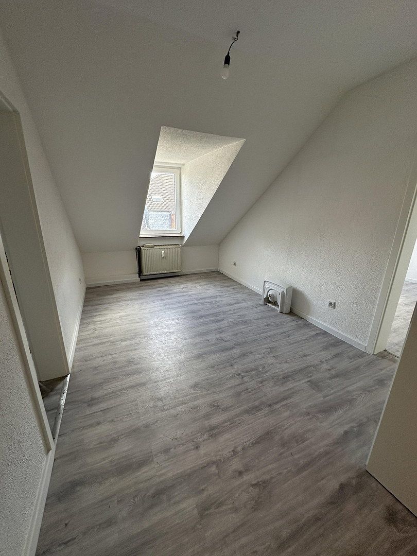 5+1, Gelsenkirchen Erle Nordrhein-Westfalen 45891, 110 m² - 1