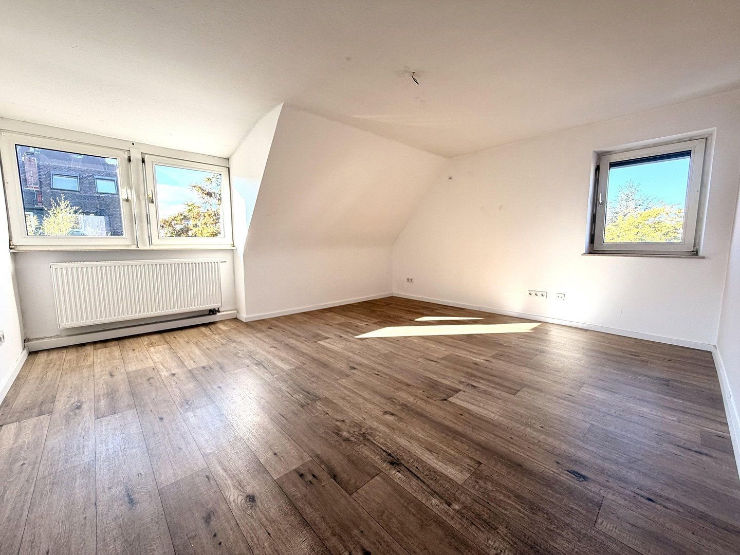 4+1, Herzog-Berhnhard-Straße 134 Nürnberg Sündersbühl Bayern 90439, 85 m² - 1