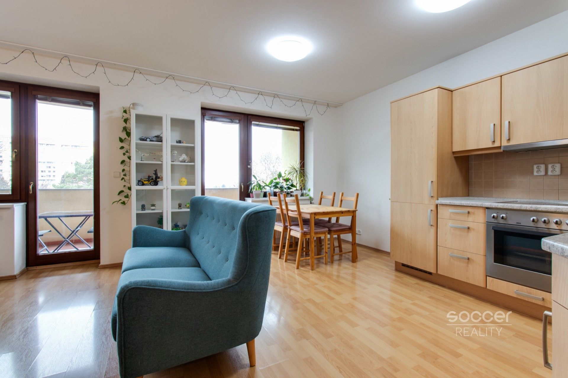Pronájem byt 1+kk - Ústavní, Praha, 59 m²