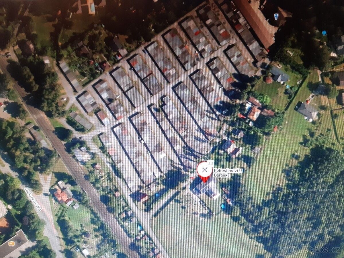 Garáže, Třinec, 739 61