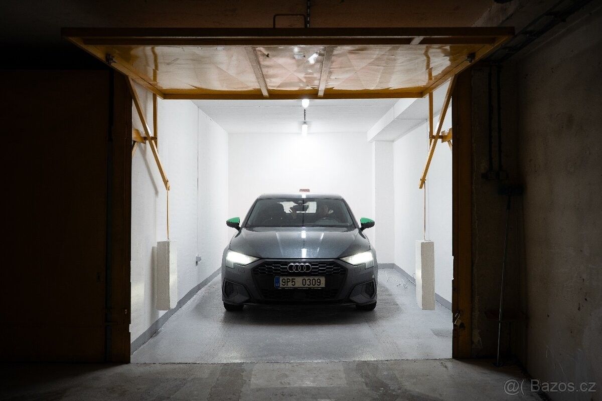 Garáže, Praha, 161 00