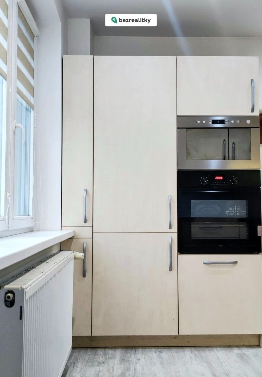 2+1, Evropská, Praha, 53 m²