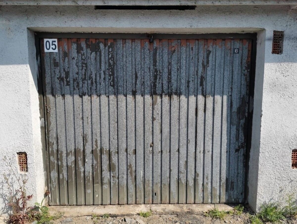 Garáže, České Budějovice, 370 01