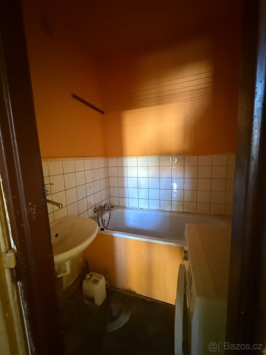 Byt · Habartov, 357 09 - 4