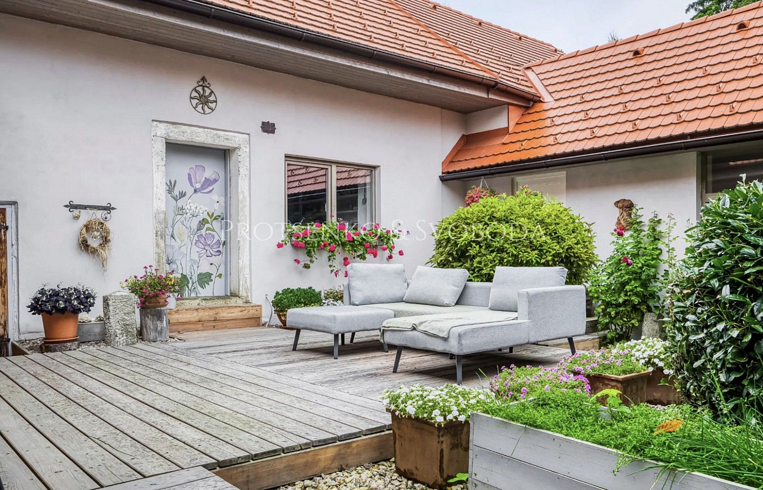 Rodinné domy, Pavlov - Stajiště, okres Jihlava, Kraj Vysočina, 354 m² - 1