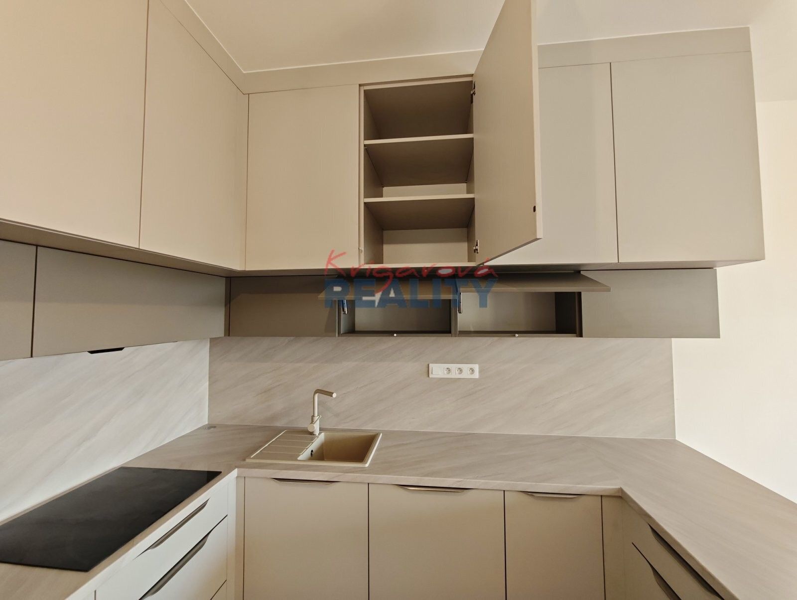 Pronájem byt 2+kk - K. Šatala 2927, České Budějovice, 65 m²