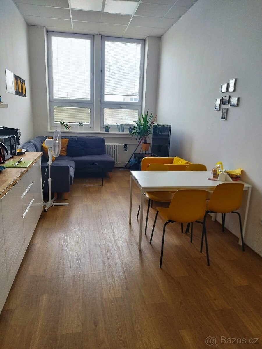 Pronájem kancelář - Zlín, 760 01, 65 m² - 5