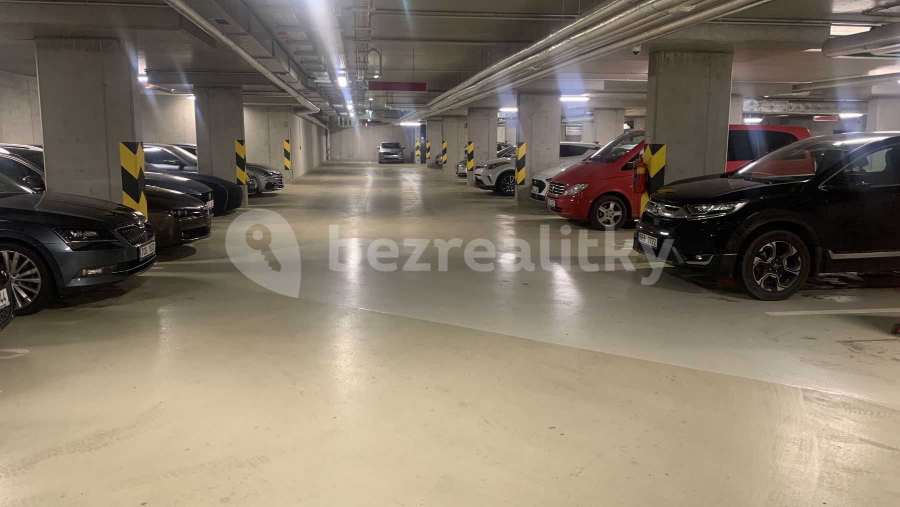 Garáž · 16 m² · Zvěřinova, Praha - Strašnice - 4