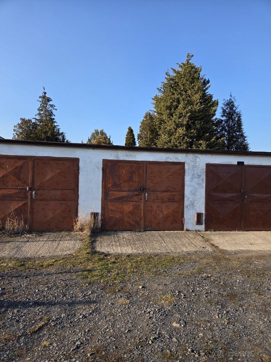 Garáže, Chomutov, 430 01
