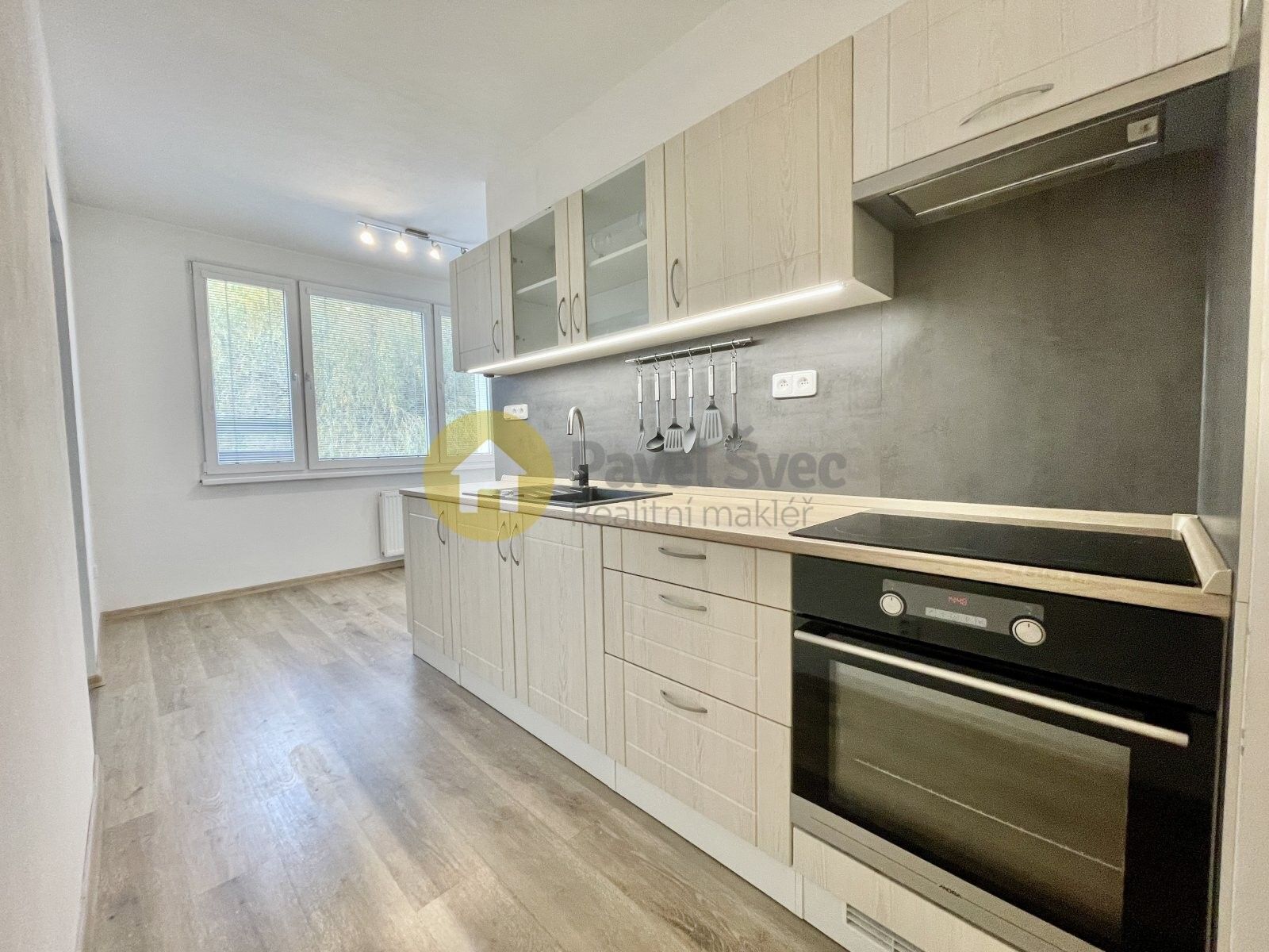 2+1, Zvolenská, Strakonice, 61 m²