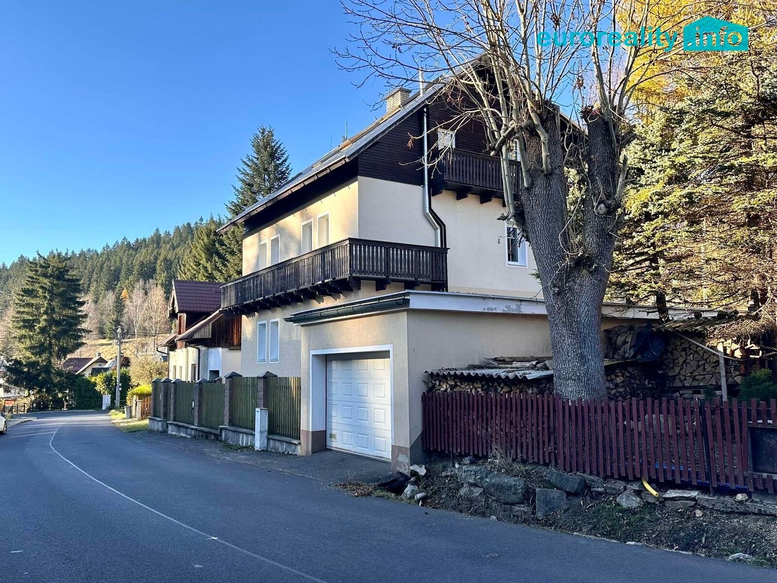 Rodinné domy, Nové Hamry, 300 m²