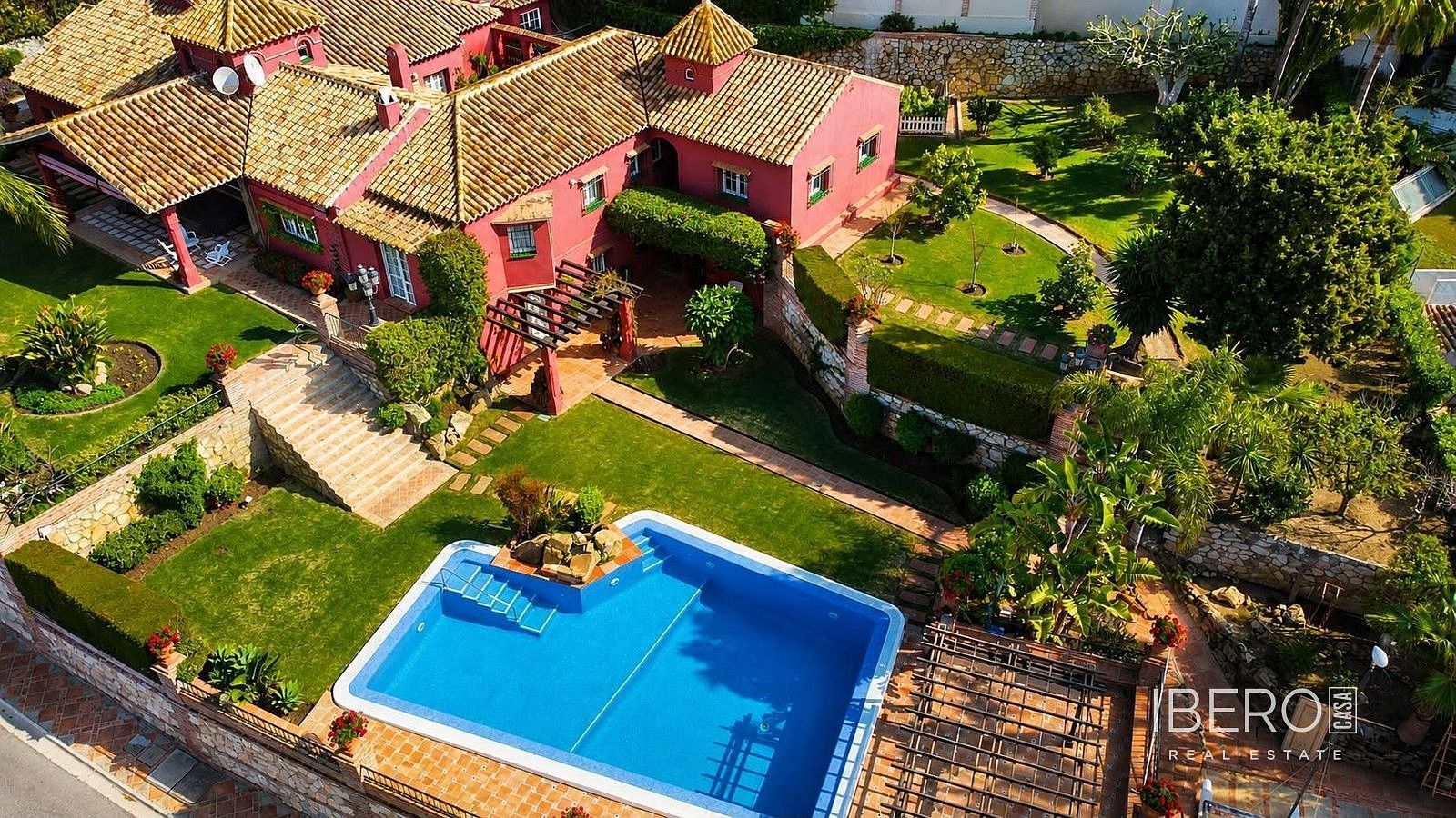 Rodinný dům · 885 m² · Torrequebrada, ES - 3