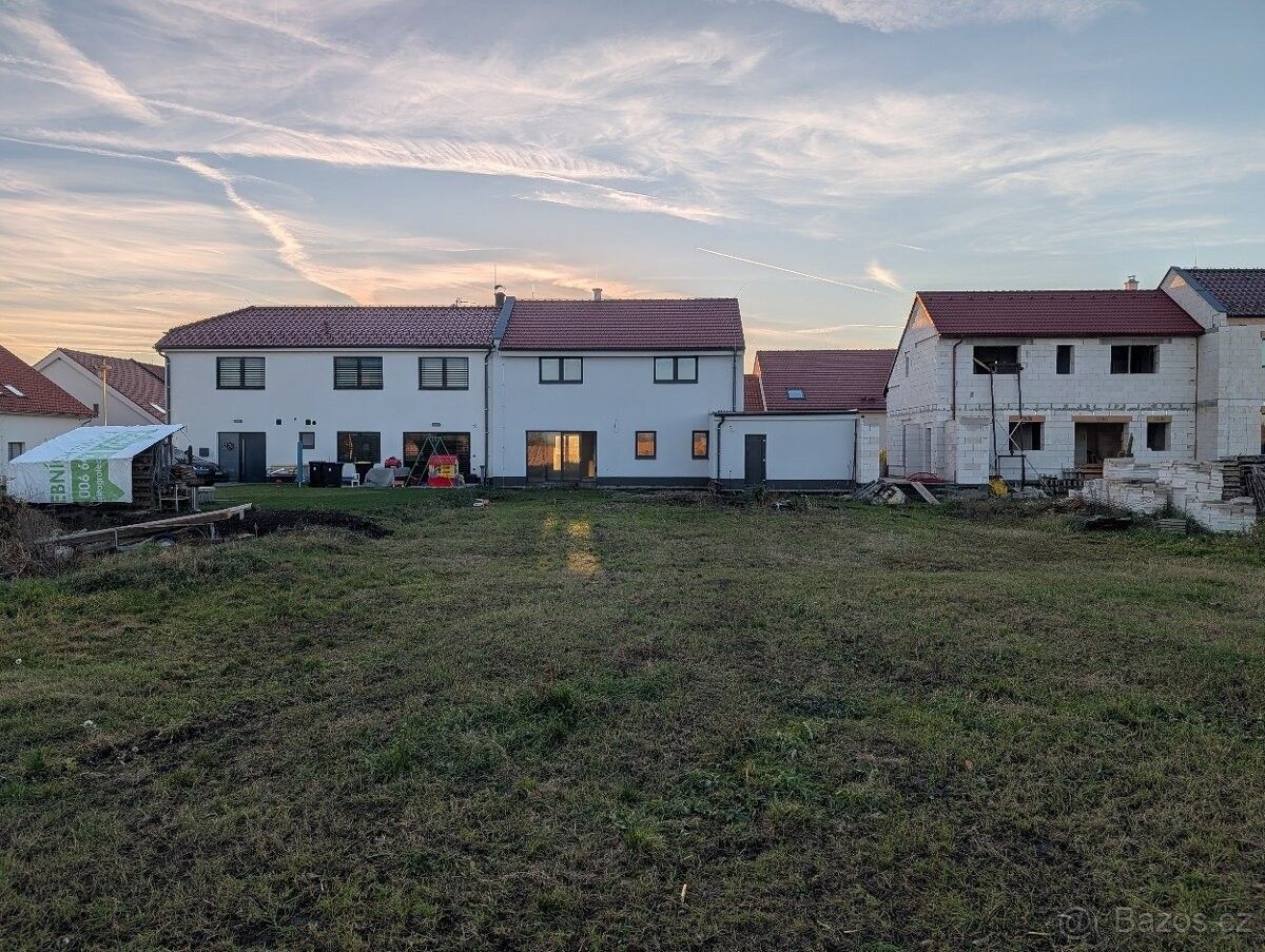 Prodej rodinný dům - Křenovice u Slavkova, 683 52