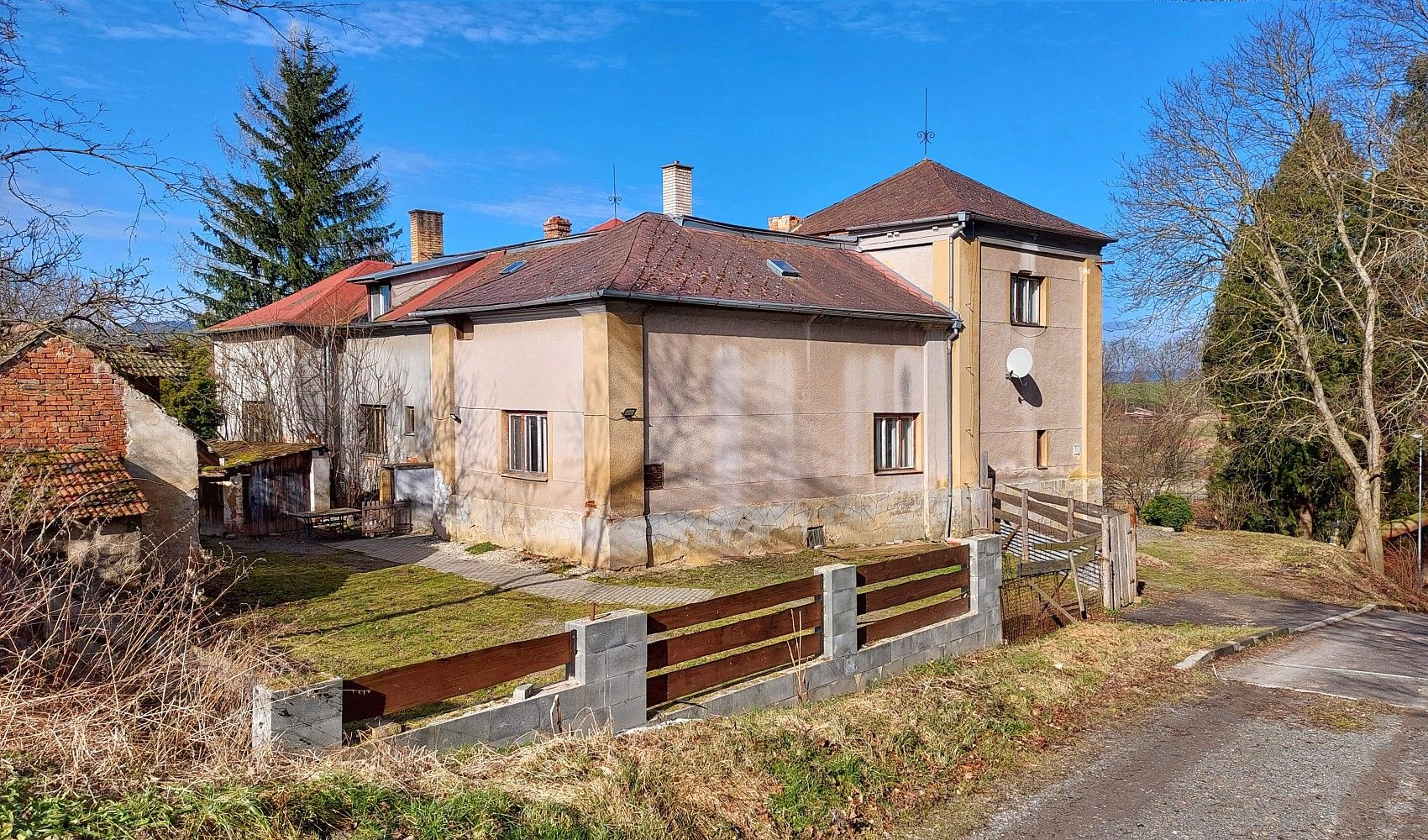 Rodinné domy, Biskupice, okres Svitavy, Pardubický kraj, 170 m² - 1