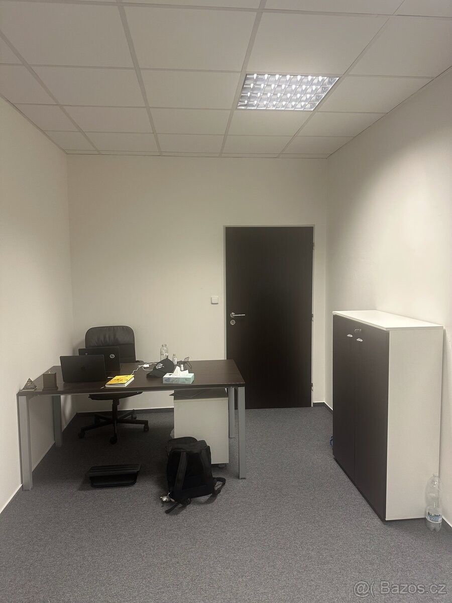 Pronájem kancelář - Praha, 160 00