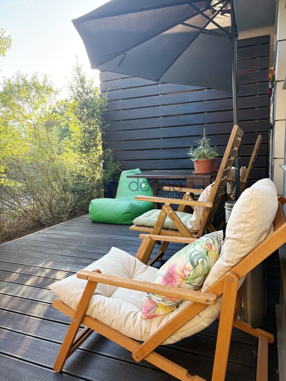 Pronájem byt 1+kk - Litoměřická, Praha, 47 m²