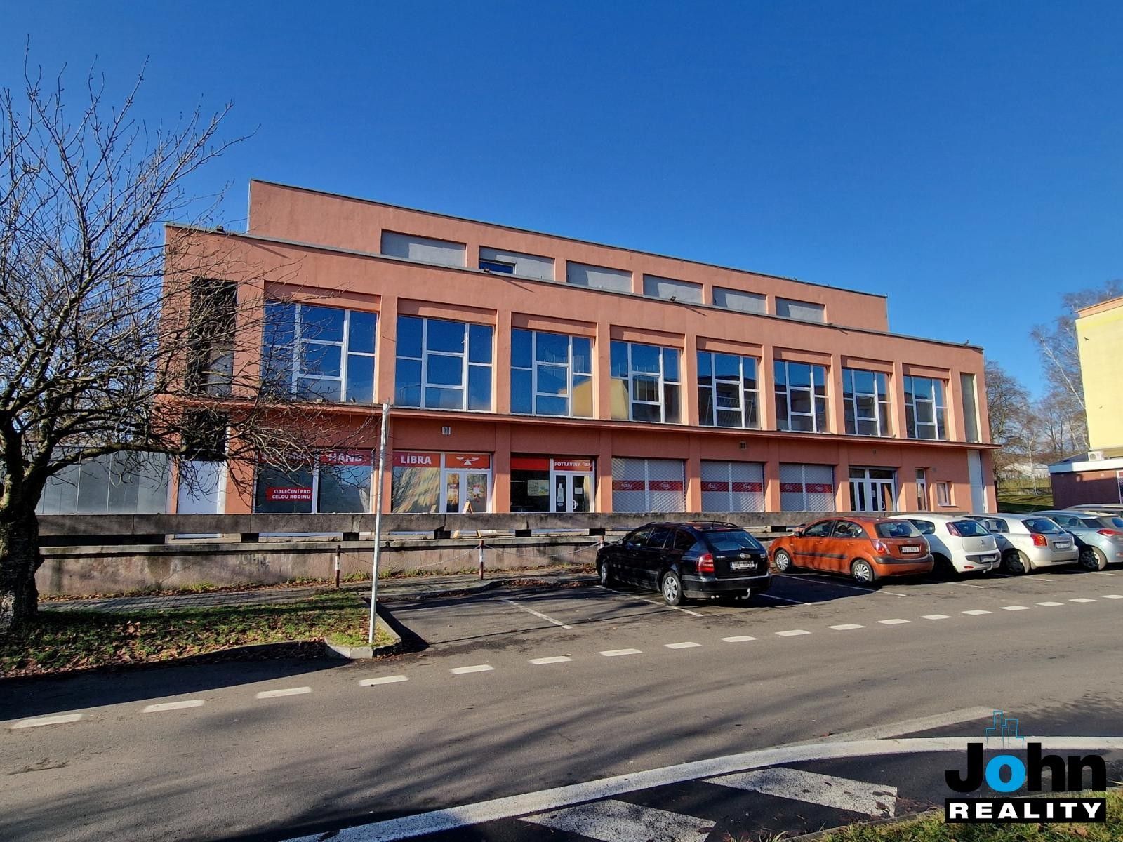 Obchodní prostory, Zdeňka Fibicha, Most, 90 m²