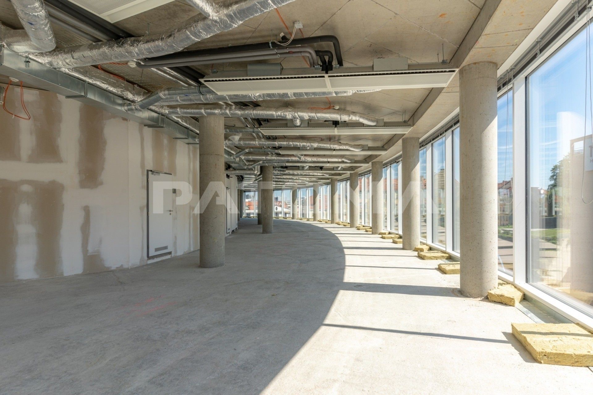 Kancelář · 454 m² · Plzeňská, Praha - 4