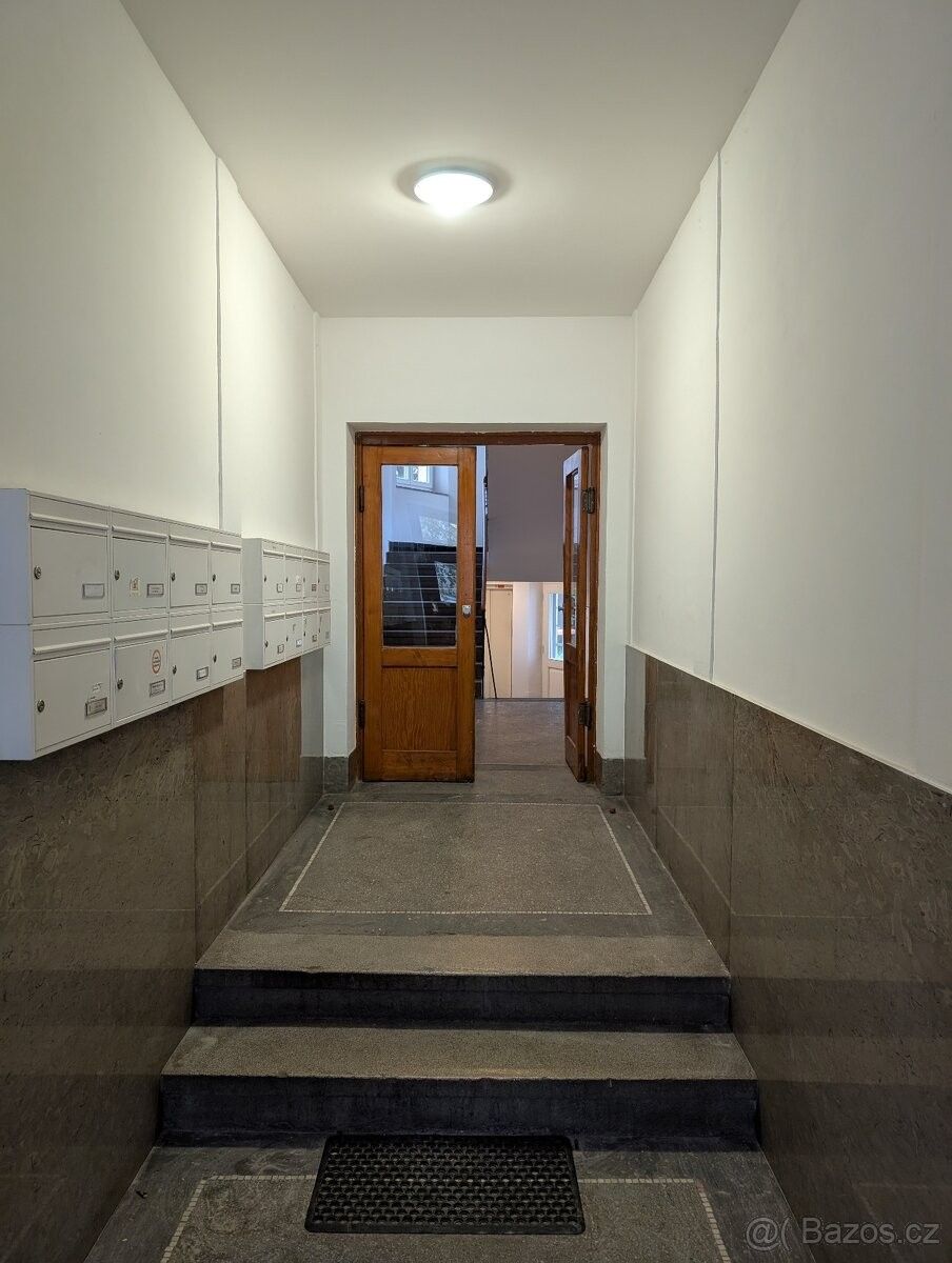 Prodej byt - Praha, 130 00