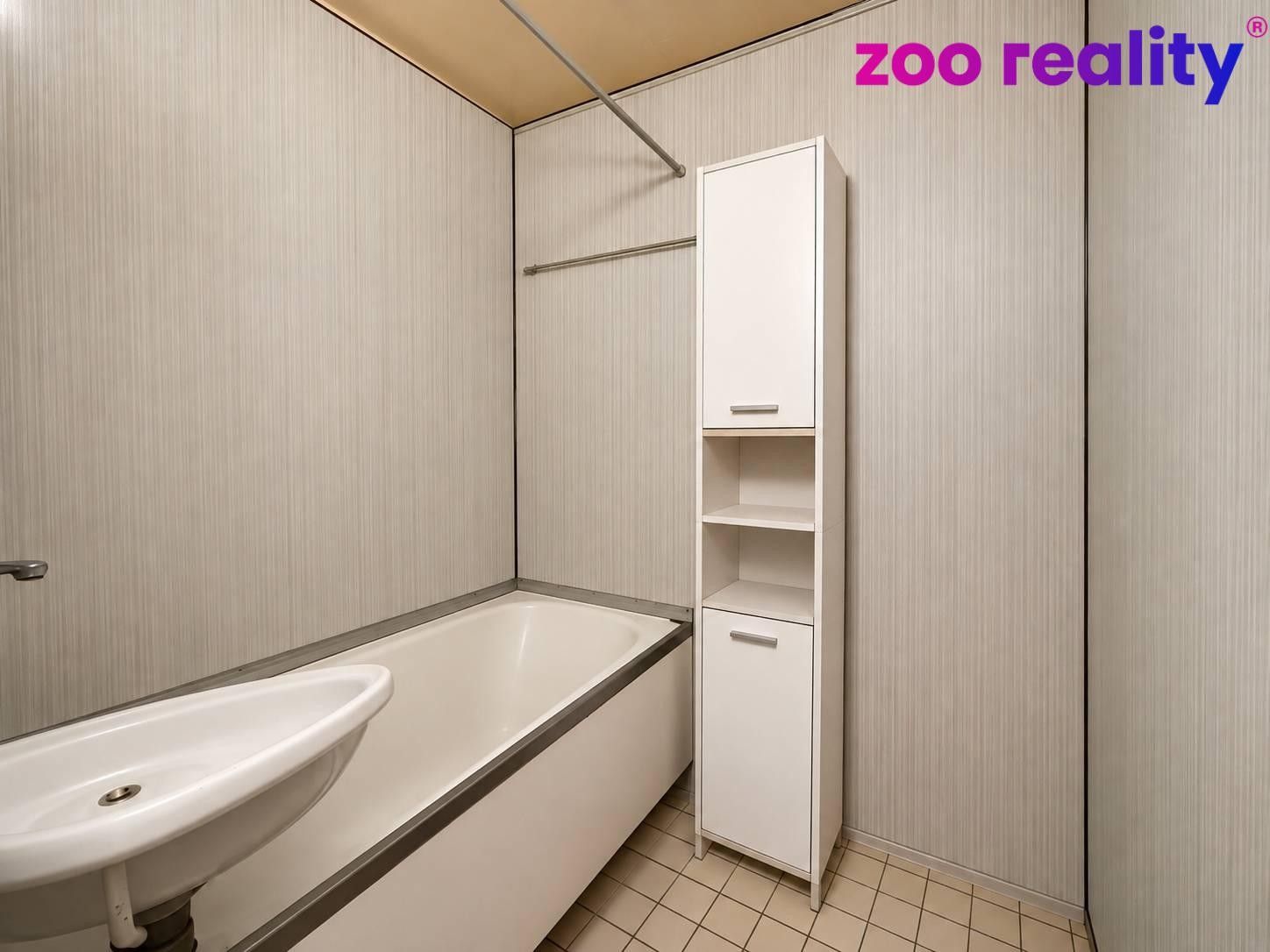 Byt 4+1 · 78 m² · Jirkovská 5047, Chomutov - 4