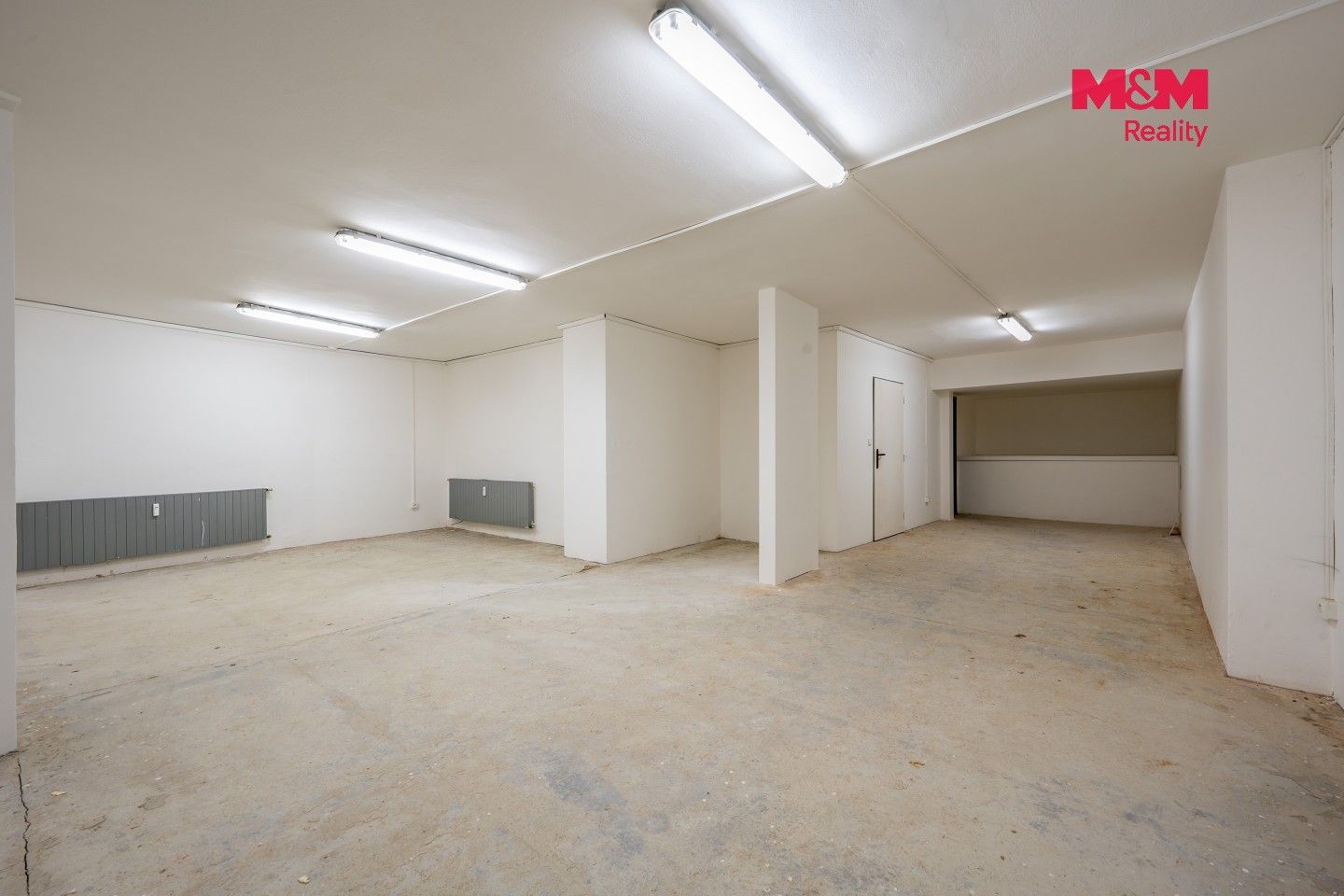 Obchodní prostory, Anenské náměstí, Jablonec nad Nisou, 152 m² - 2