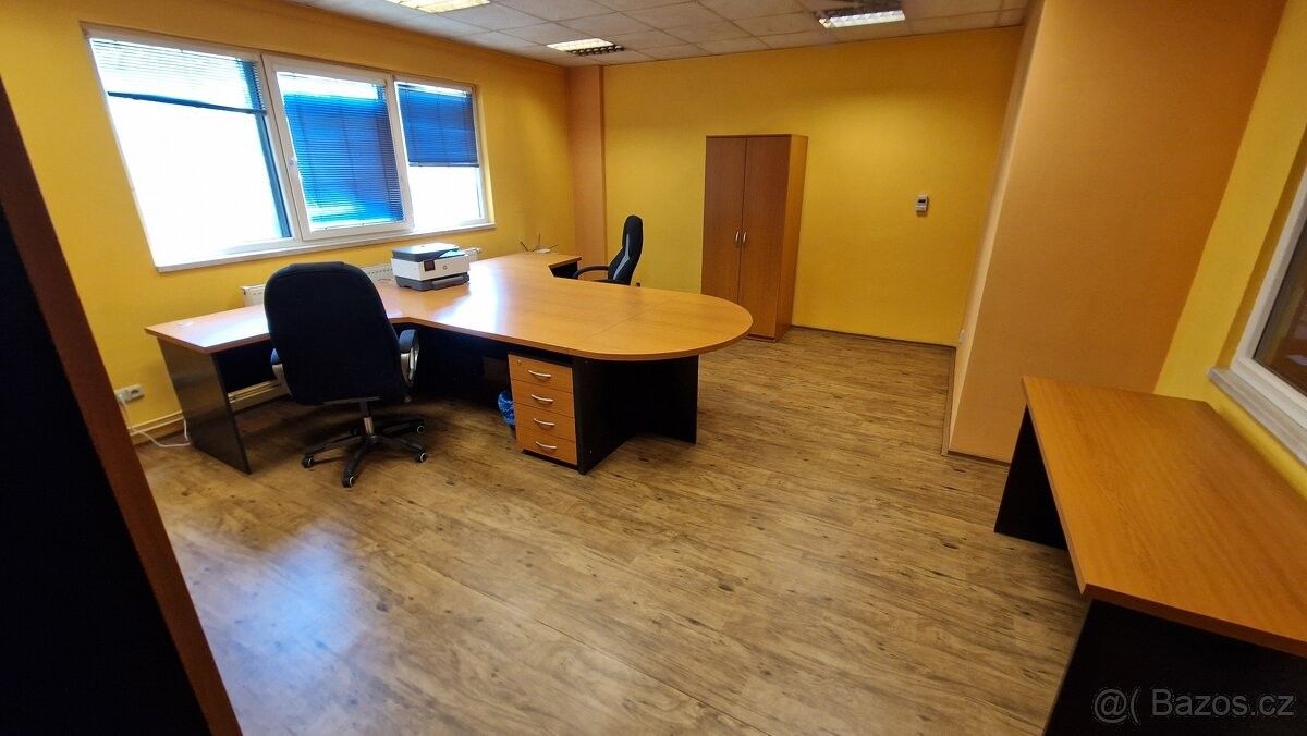 Prodej obchodní prostory - Slavičín, 763 21