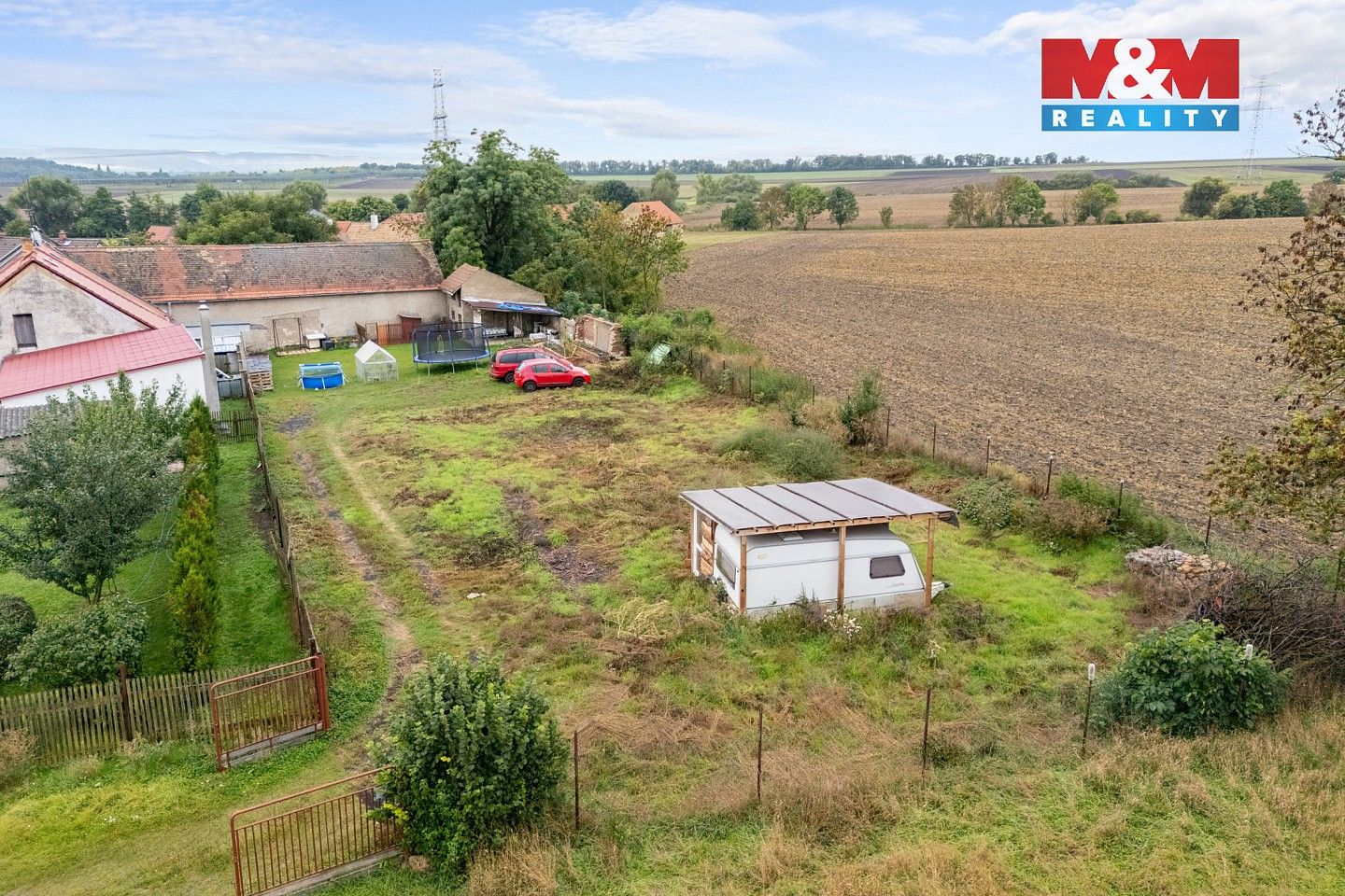 Pozemky pro bydlení, Koštice - Vojničky, okres Louny - 2