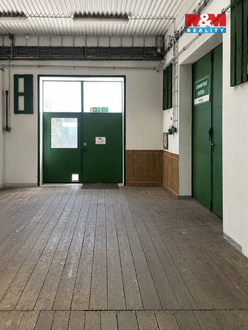 Obchodní prostory · 107 m² · Klicperovo náměstí, Chlumec nad Cidlinou - 3