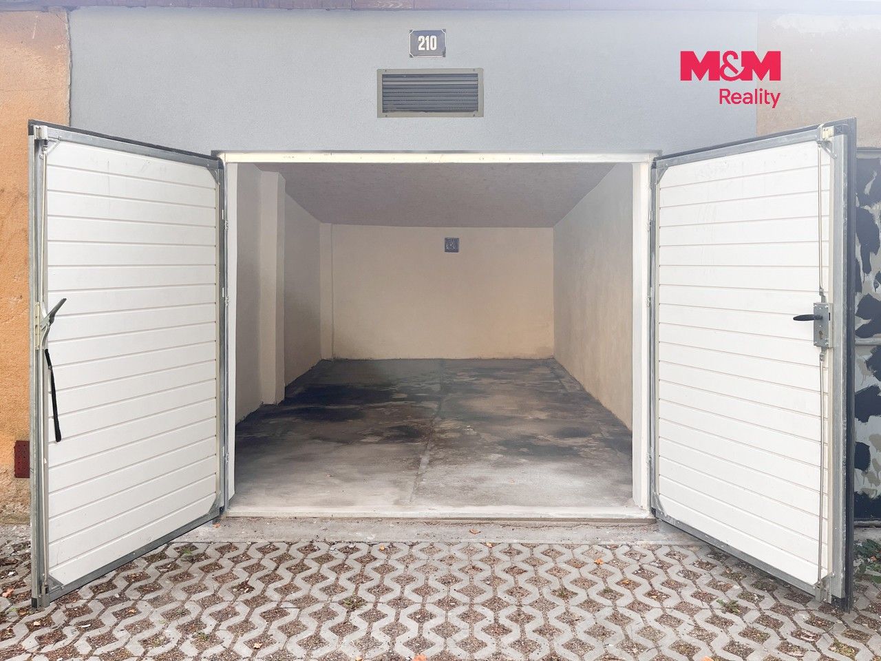 Garáže, Mlýnská stezka, Mimoň, 23 m² - 2
