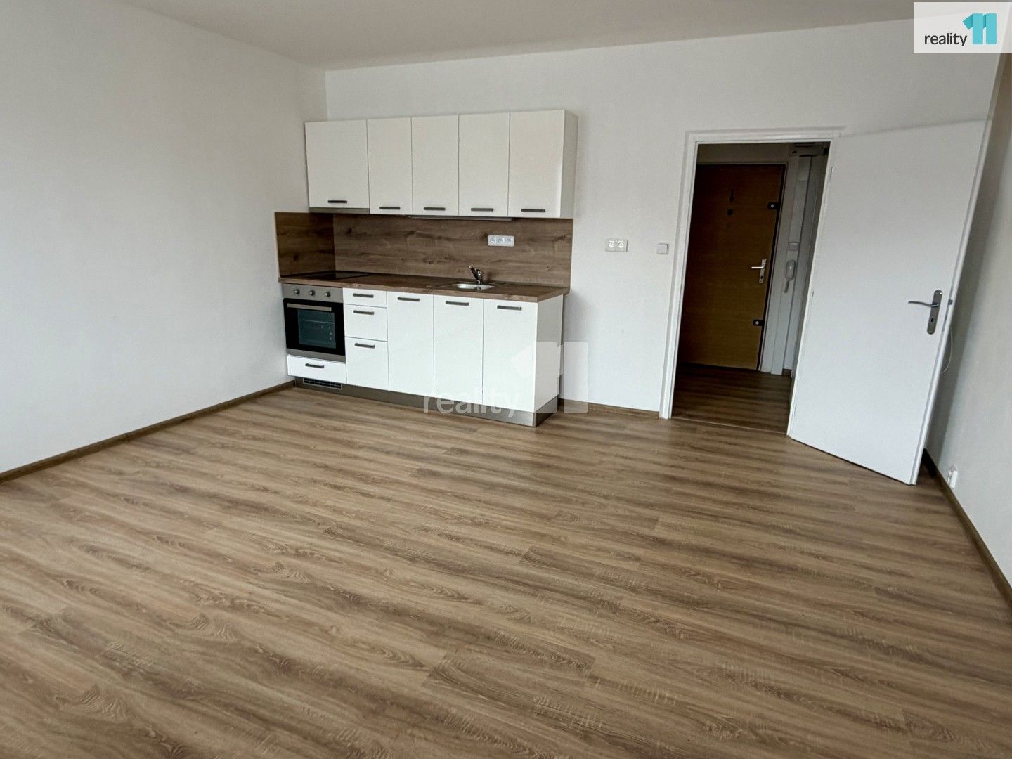1+kk, Hodonínská, Plzeň, 31 m²